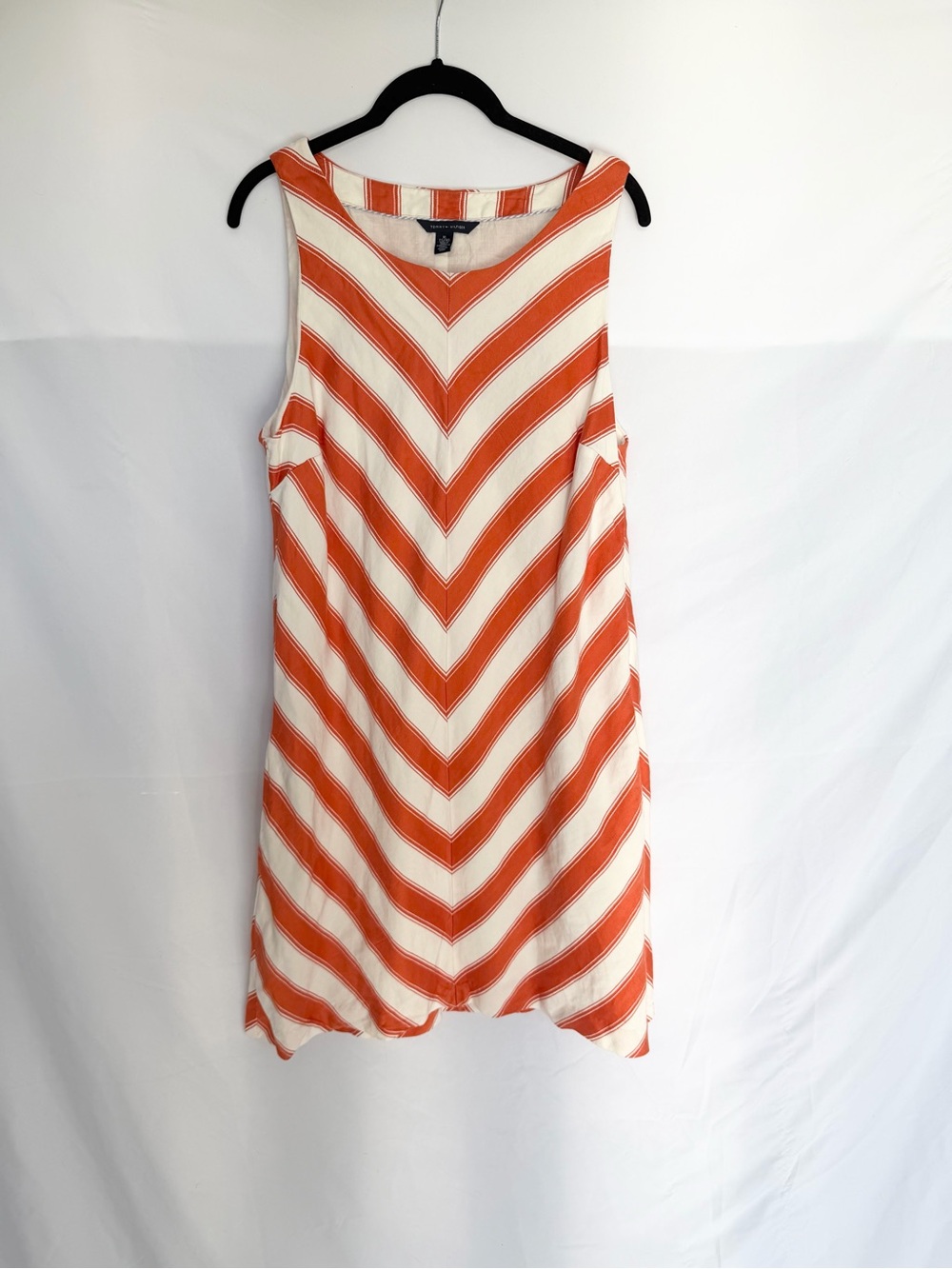 Tommy Hilfiger Orange and Cream Chevron 47% linen Shift Dress with Pockets